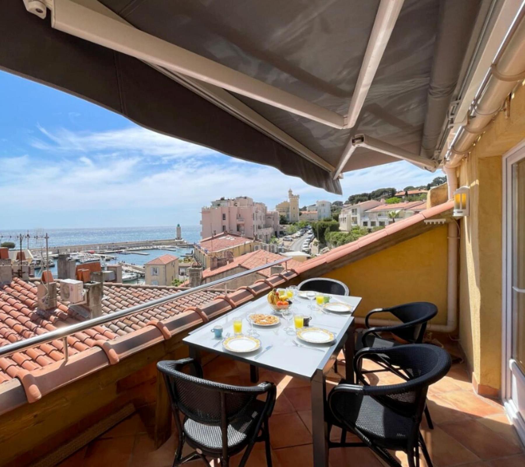 La Perle De Cassis - Terrace With Sea View Apartment ภายนอก รูปภาพ